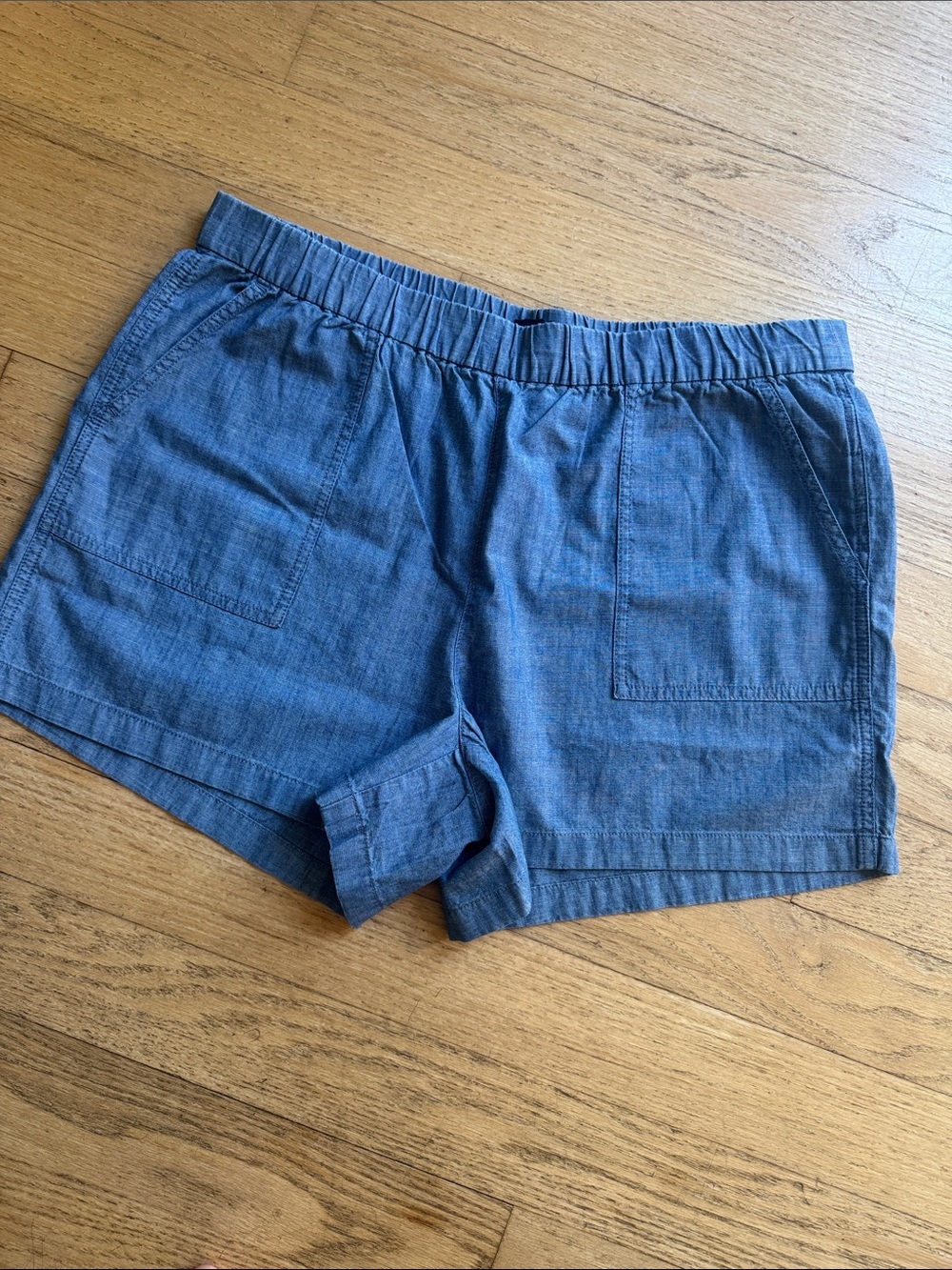 J. Crew Chambray Elastic Shorts - Denim Blue, size large NWT